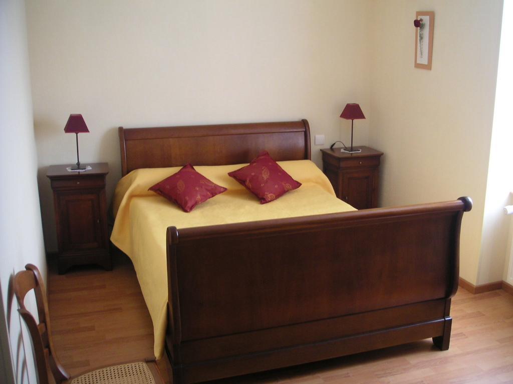 Les Quatre Saisons Bed and Breakfast Moitron-sur-Sarthe Buitenkant foto