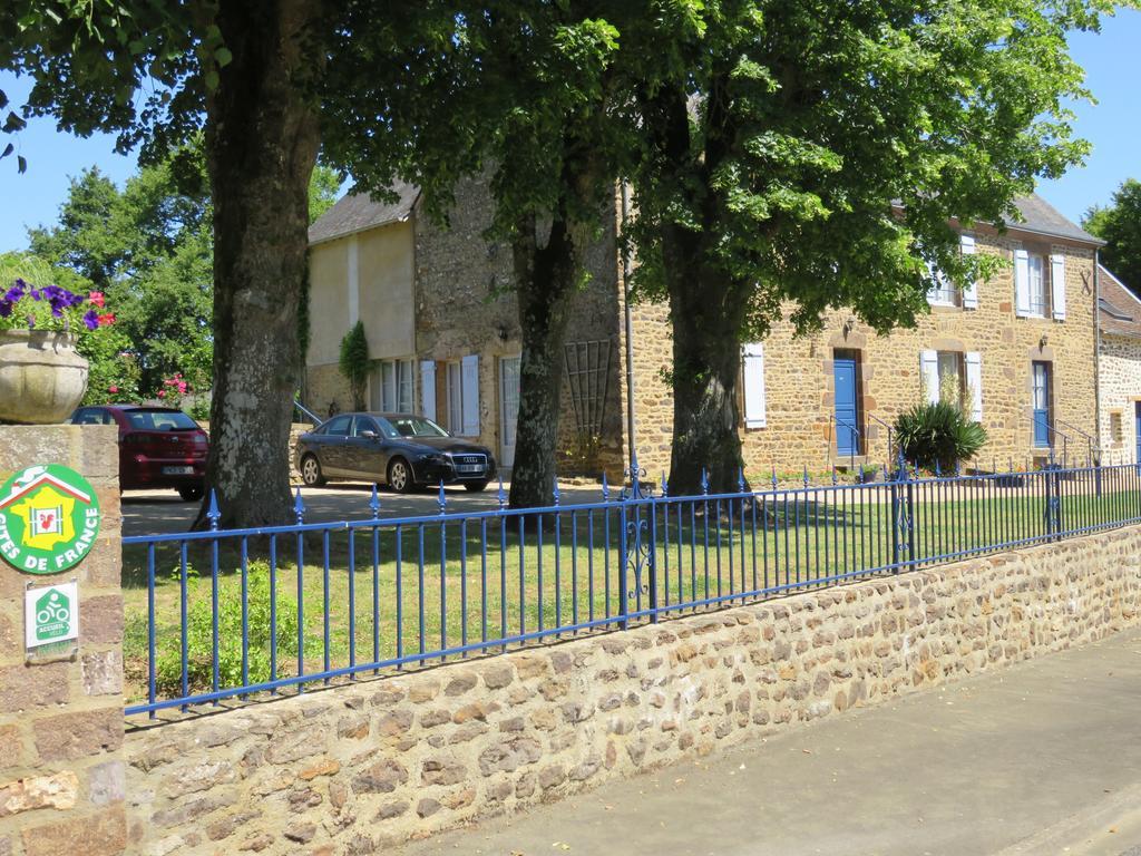 Les Quatre Saisons Bed and Breakfast Moitron-sur-Sarthe Buitenkant foto
